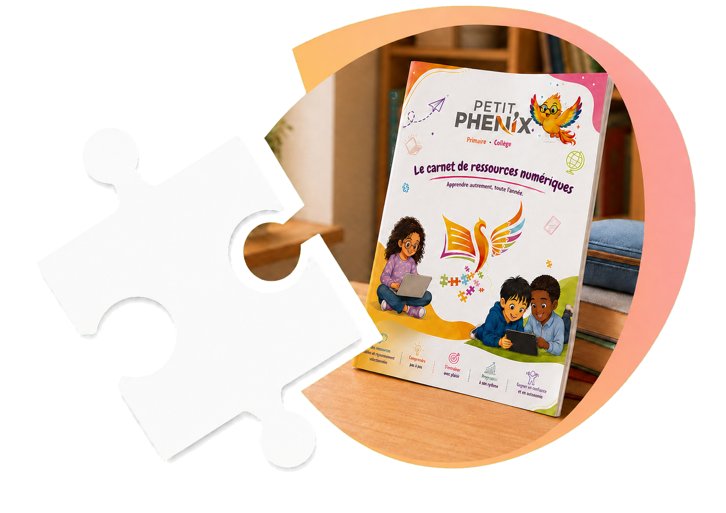 Le carnet de ressources numériques Petit Phénix posé sur une table